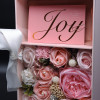 Подарункова композиція з мильних троянд “Tender Pink Rose Box”