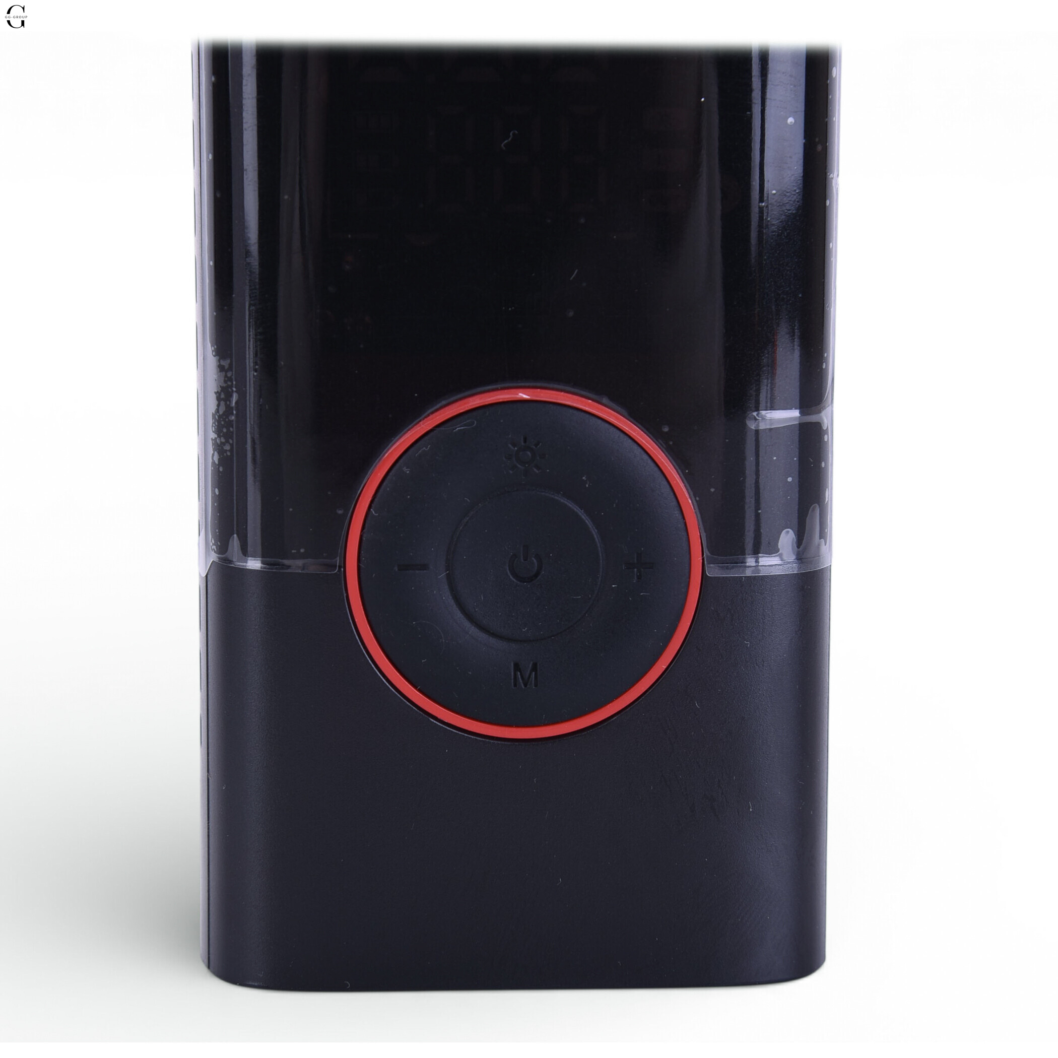 Портативний автомобільний компрессор з аккумулятором та цифровим дисплеєм.
