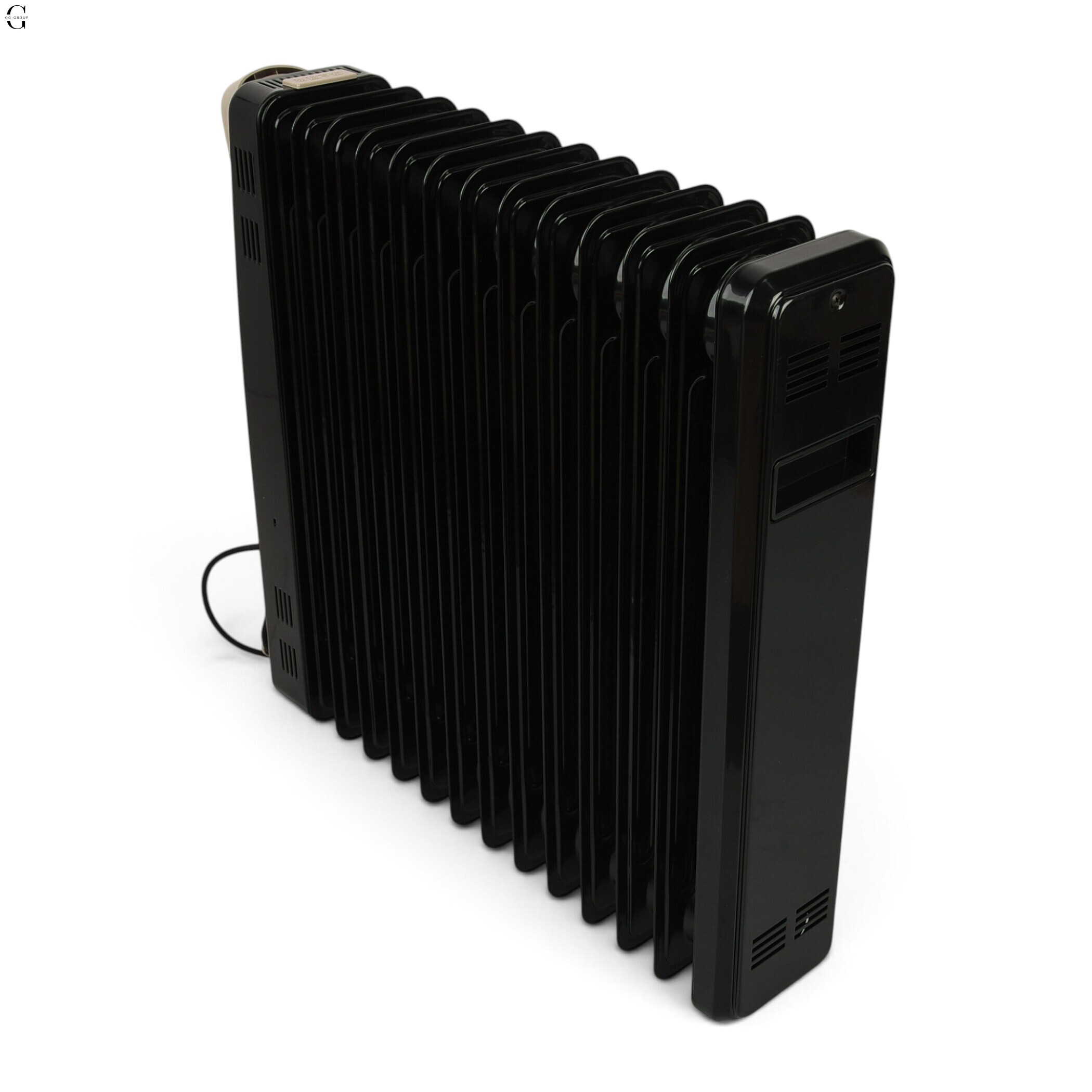 Электрический масляный обогреватель радиатор на 13 секций.