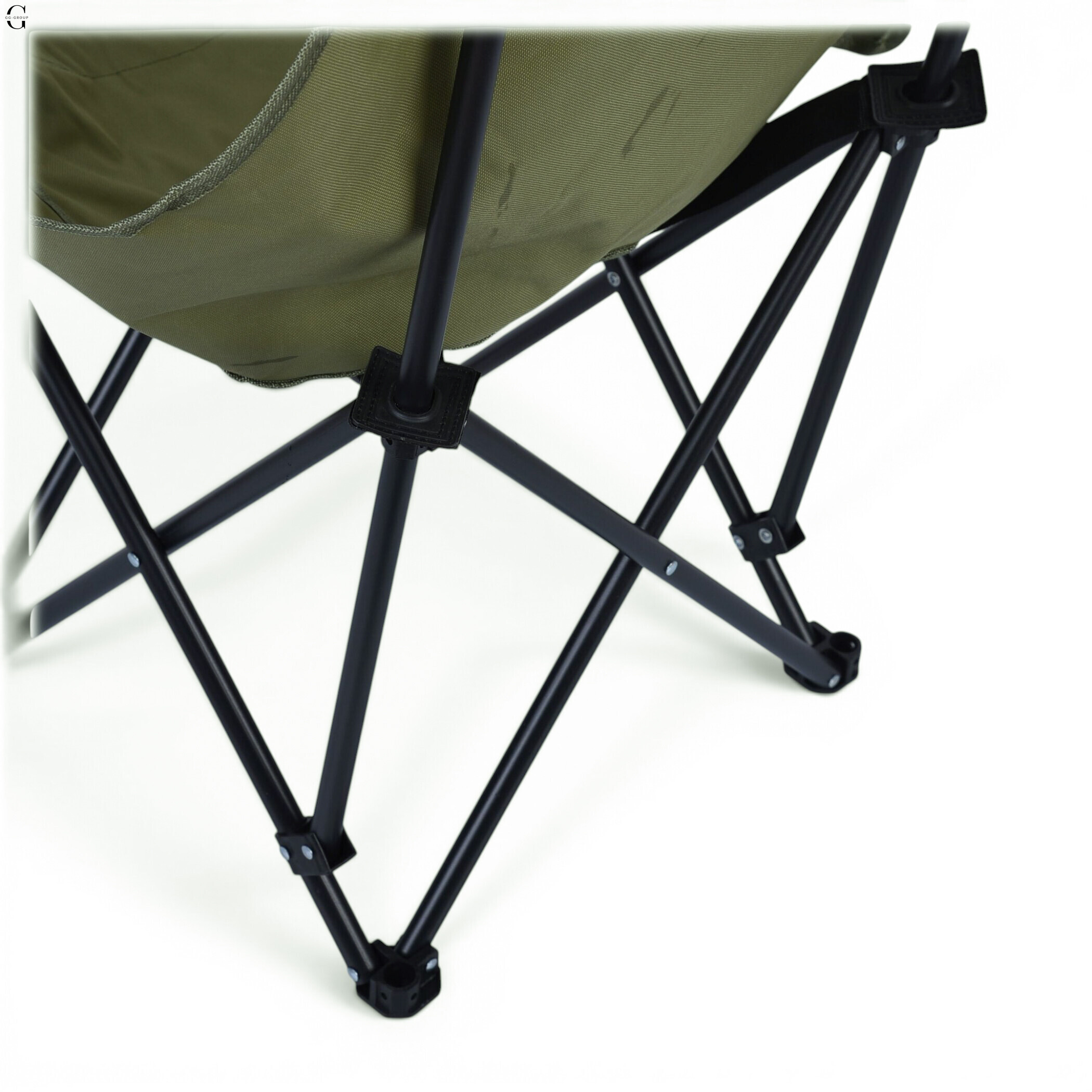 Сложное туристическое кресло-паук Compact Outdoor Chair 100 кг с черным чехлом.
