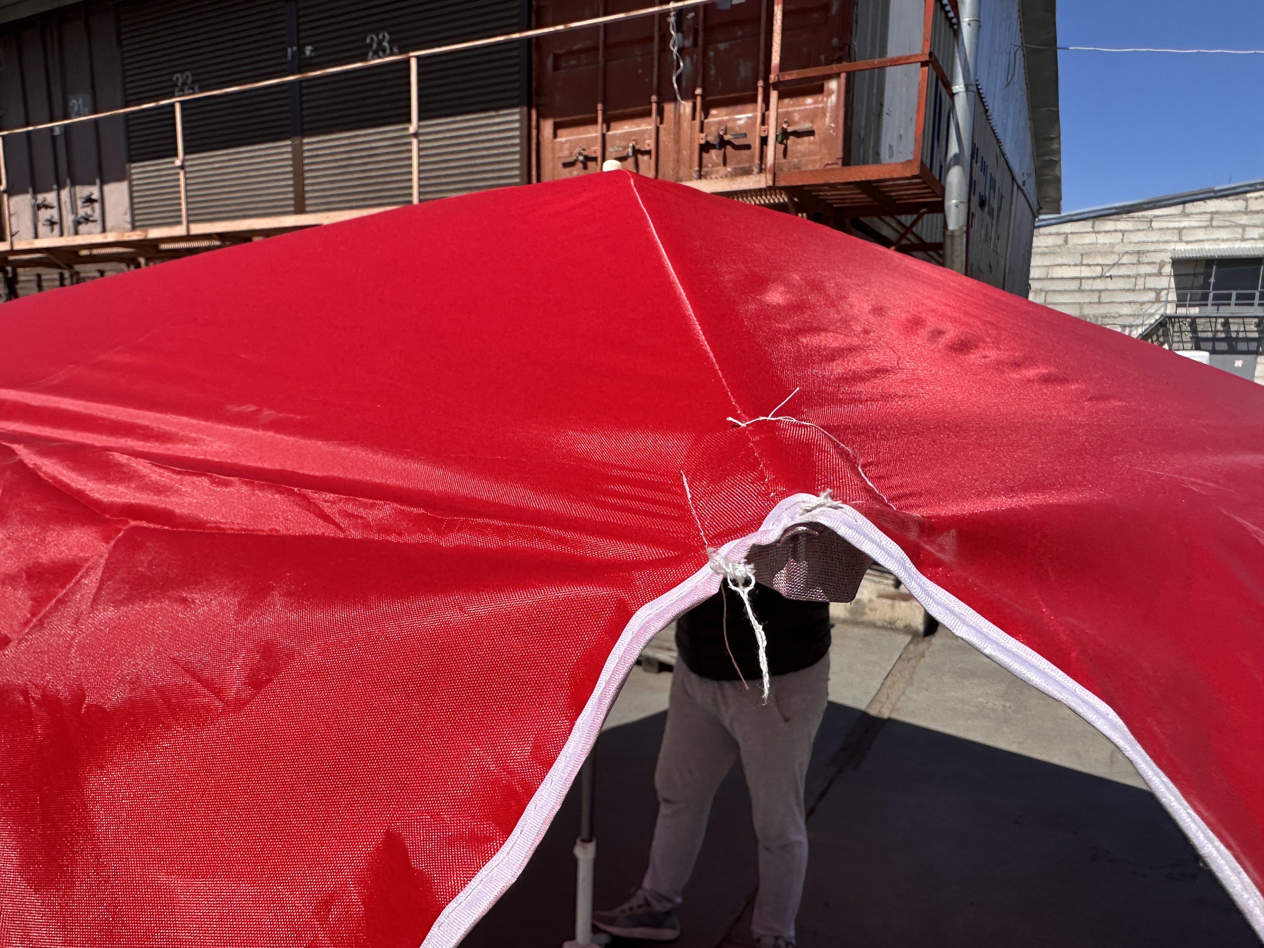 Торговий зонт Mario Umbrella 3.3×3.3 м, 4 металеві спиці, нейлон з УФ-захистом, Італія