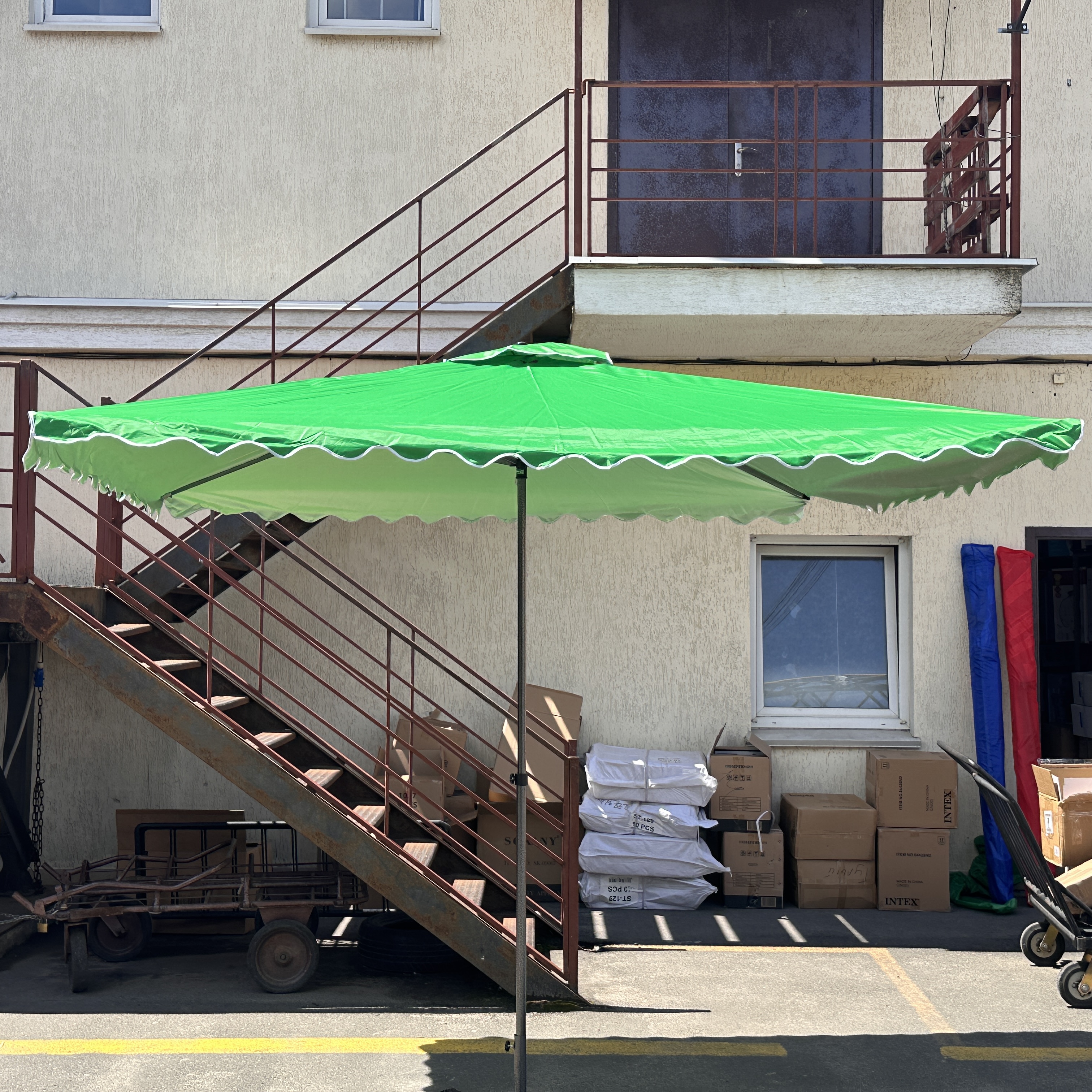 Зонт Monsen 2.5×2.5 м з вітровим клапаном, UV-захистом та регулюванням висоти, Туреччина
