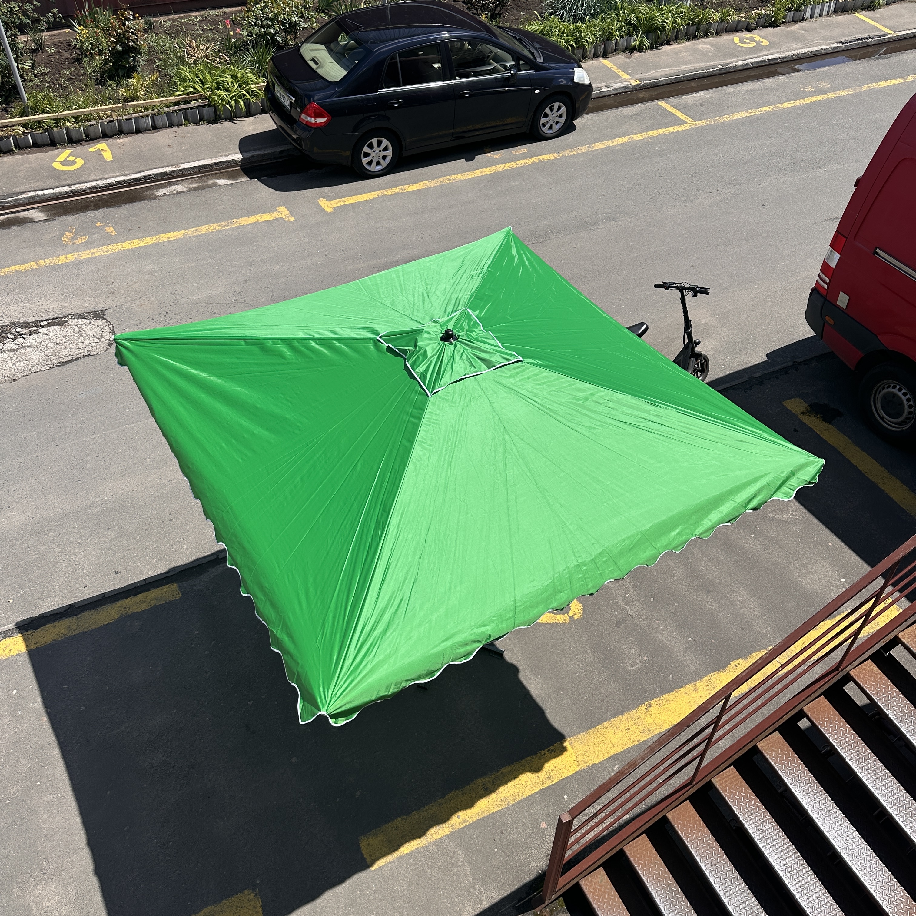 Зонт Monsen 2.5×2.5 м Туреччина з вітровим клапаном, UV-захистом і регулюванням висоти (стандарт)