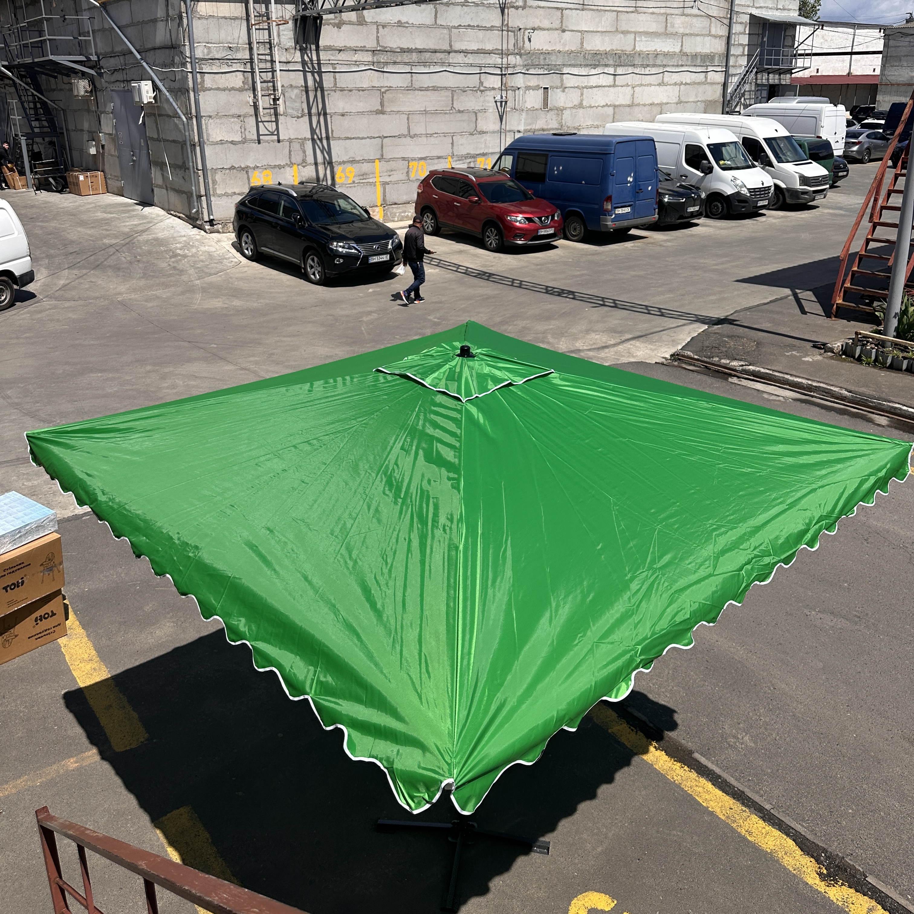 Торгова парасолька Munsen 3×3 м з вітровим клапаном і УФ-захистом, нейлон, металева конструкція
