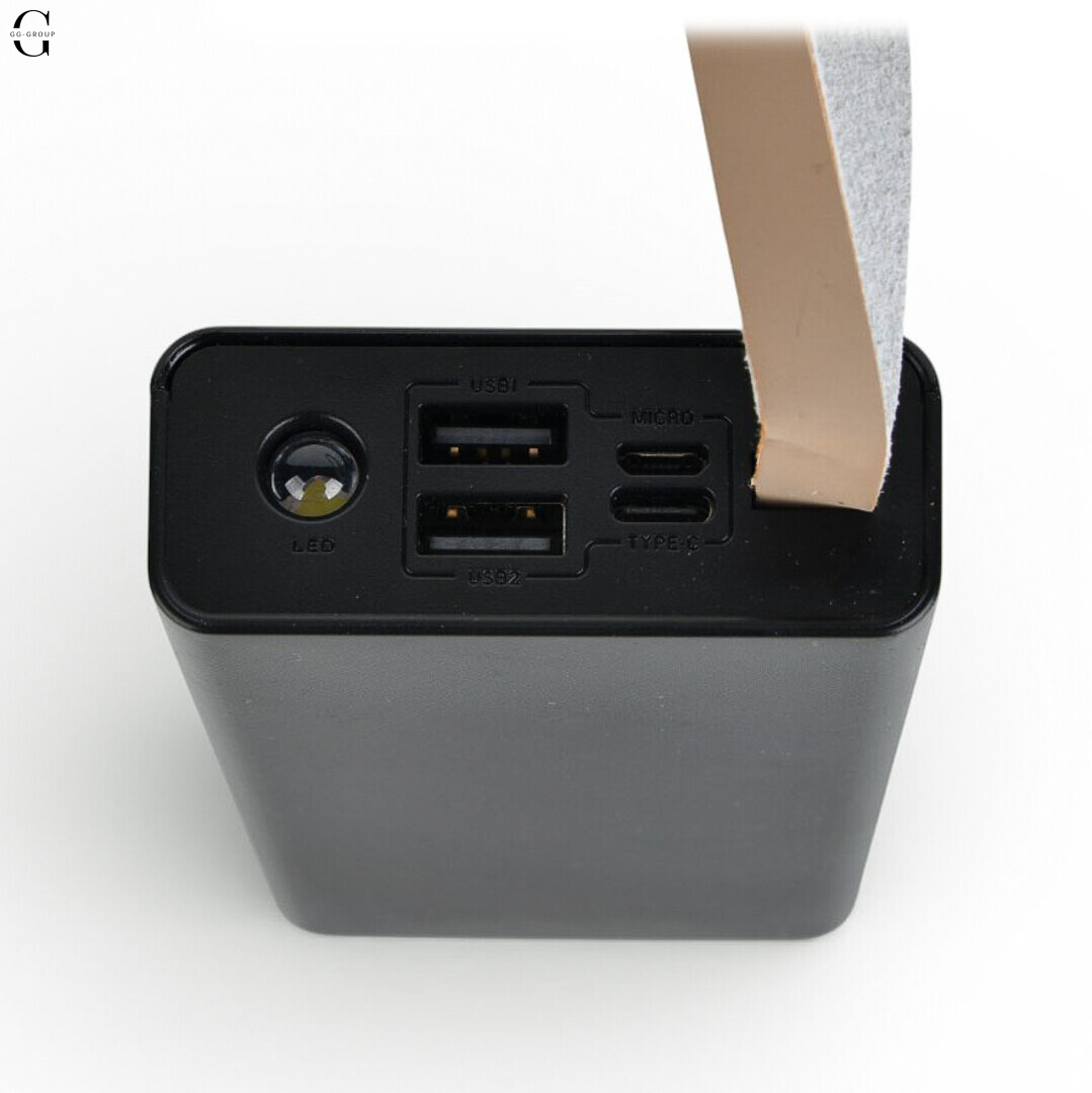 Повербанк Power bank Viaking 30000mAh з ліхтариком, 2×USB, Micro-USB та Type-C для смартфонів та гаджетів