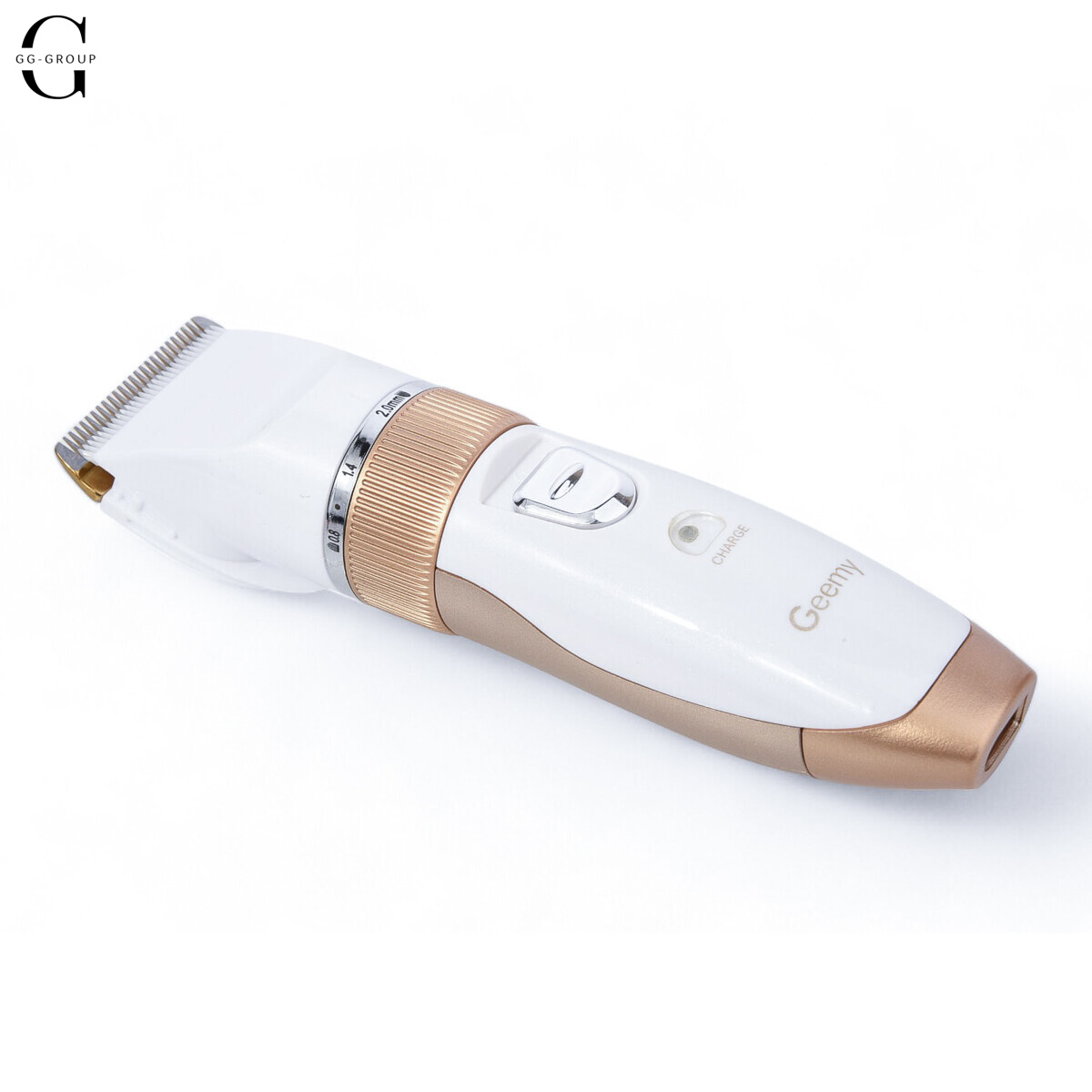 Машинка для стрижки  професійна з керамічними  та титановими лезами