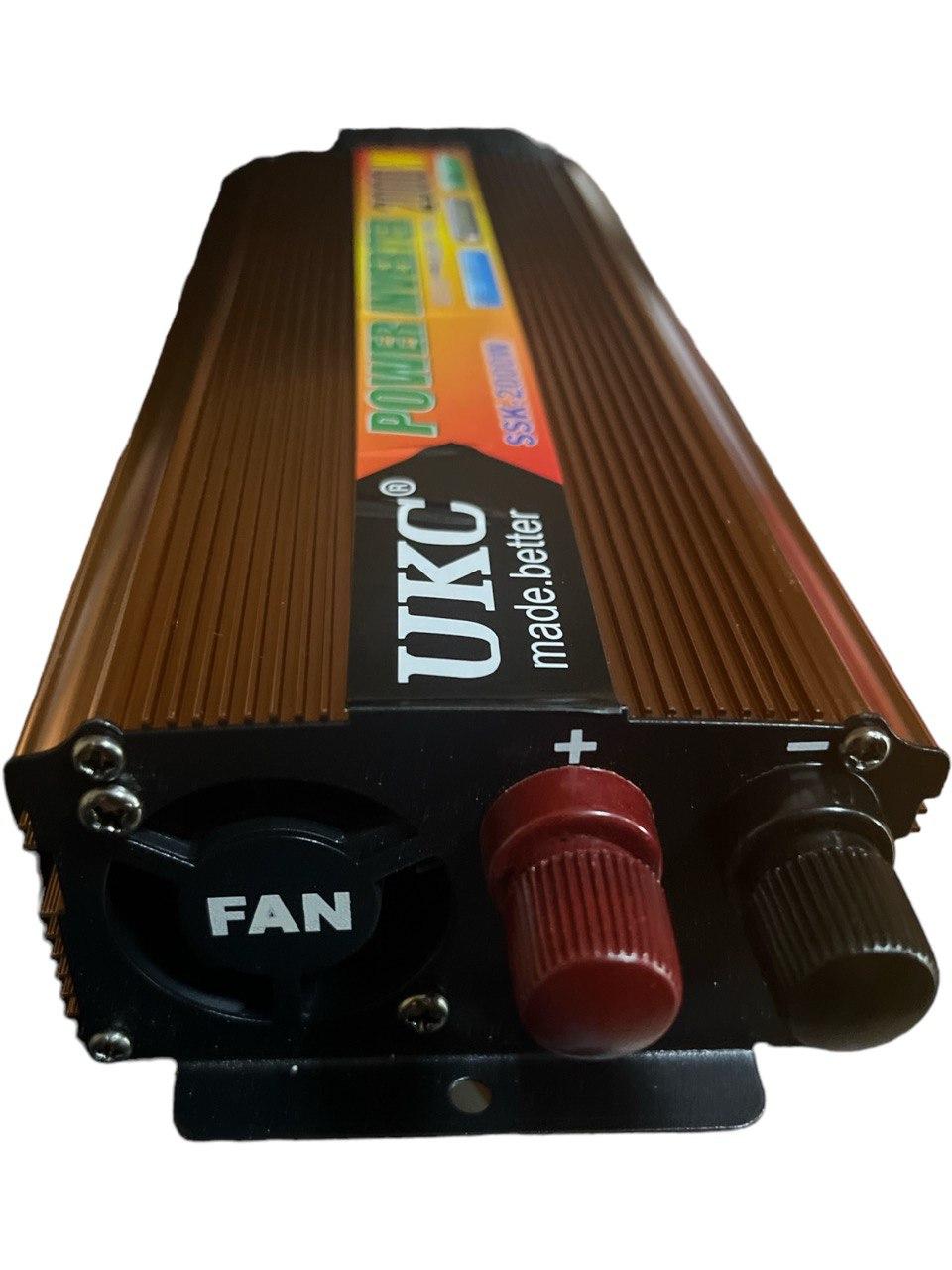 Інвертор напруги 12V-220V 2000W UKC
