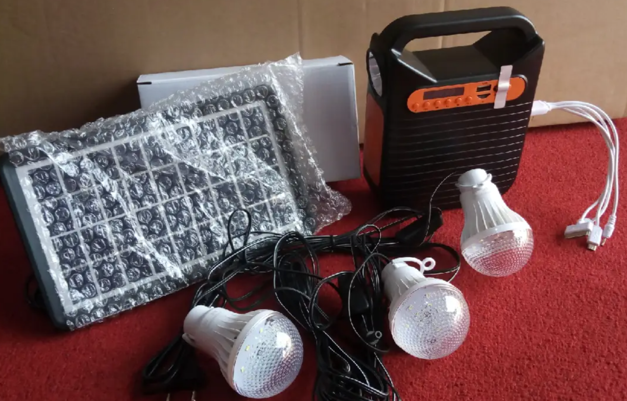 Кемпінговий ліхтар на сонячній батареї EASY POWER EP-391BT Bluetooth/MP3/FM/TF/USB/Power Bank/3 лампочки