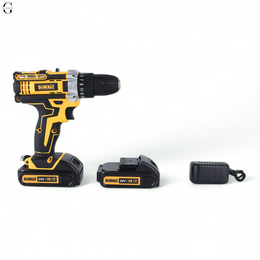 Шуруповерт аккумуляторный DeWalt 24V  в кейсе, 2 аккумулятора 5.0Ah
