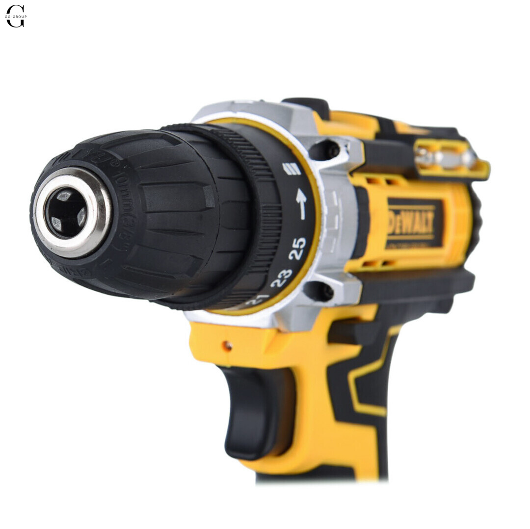 Шуруповерт аккумуляторный DeWalt 21V с набором инструментов в кейсе, 2 аккумулятора 2.0Ah